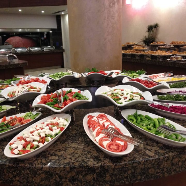 Salatbüffet Royal Teos Thermal Resort Clinic & SPA