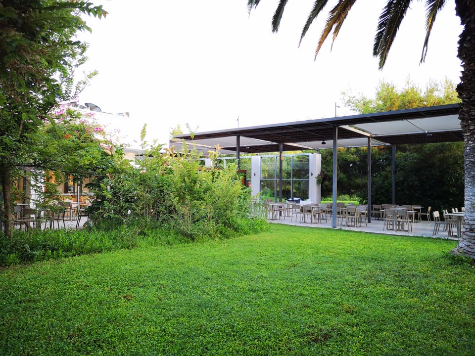 Gastro Caravia Beach Hotel