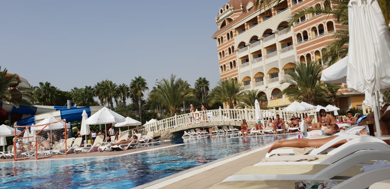 Pool Royal Alhambra Palace