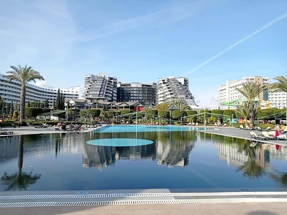 Außenansicht Limak Lara Deluxe Hotel & Resort