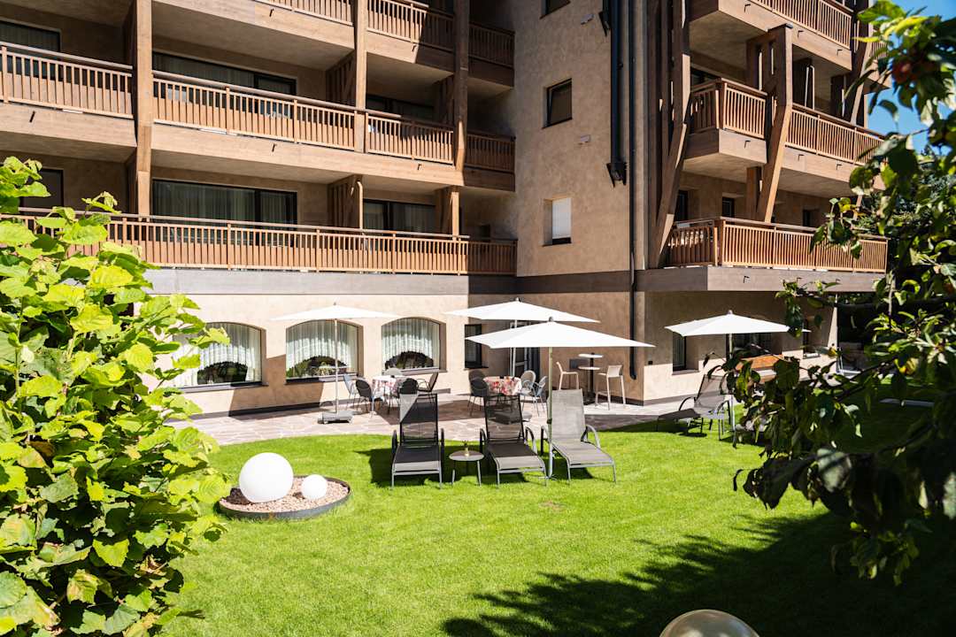 Gartenanlage Hotel Cosmea