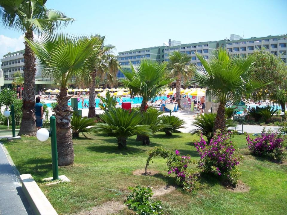 Garten VONRESORT Golden Coast