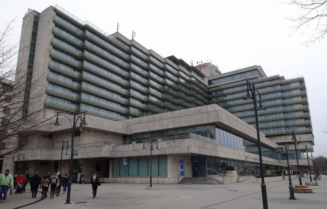 Walkway view Hotel Marriott Budapest