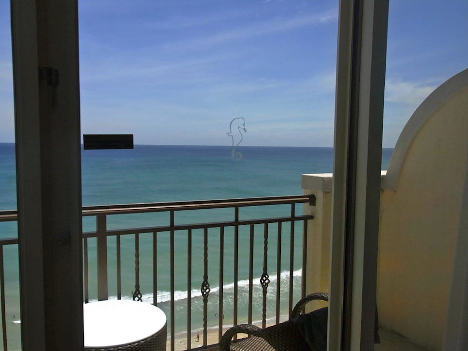 Ausblick auf das Meer Hotel The Atlantic Resort & Spa