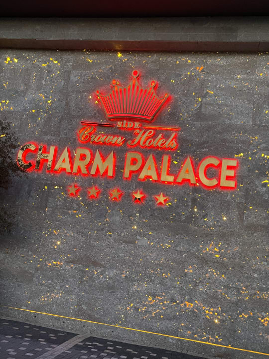 Außenansicht Well Palace Side