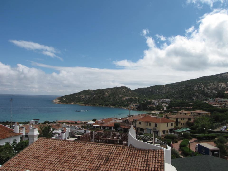 Ausblick über die Bucht Hotel Mon Repos