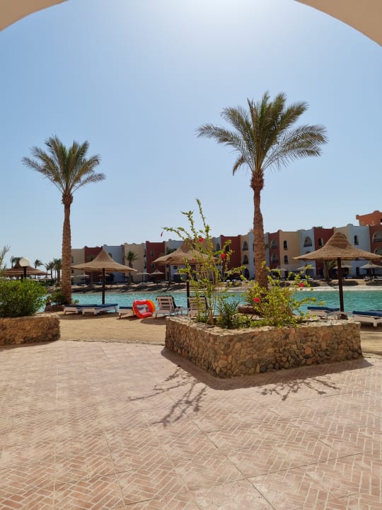 Strand Arabia Azur Resort