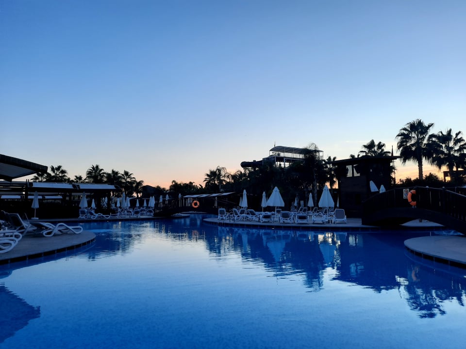 Pool Adalya Elite Lara