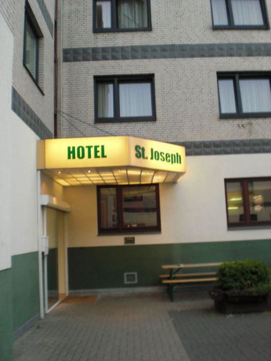 Hoteleingang im Innenhof St.Joseph Hotel Hamburg St.Pauli Kiez Reeperbahn