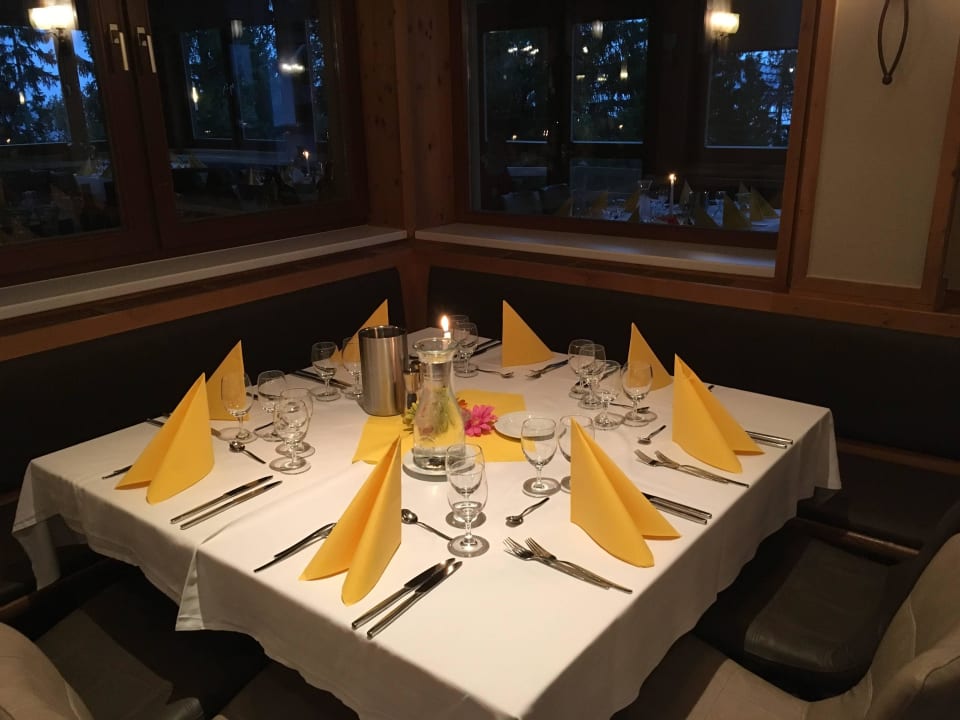 Restaurant beim Abendessen Aldiana Club Schlanitzen Alm