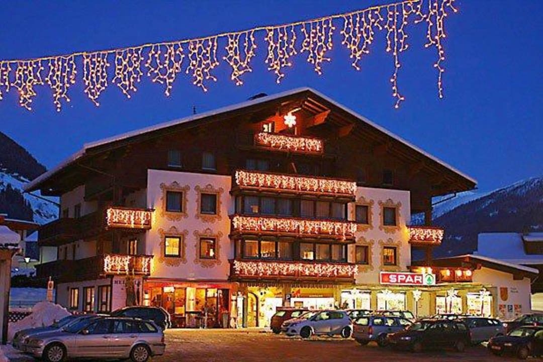 Hausansicht im Winter Ferienappartements Heinzle