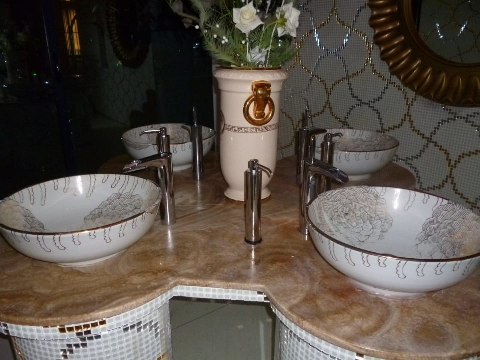 WC Granada Luxury Okurcalar
