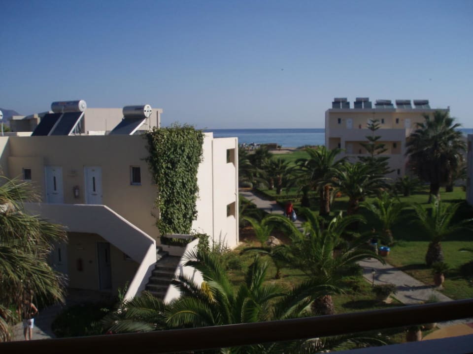 Blick vom Balkon unseres Zimmers Delfina Tropic Beach