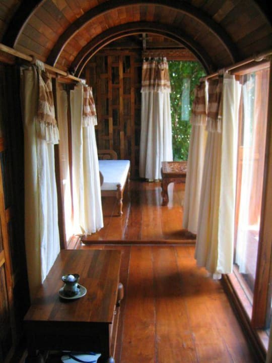 Villa Suit von innen Santhiya Koh Phangan Resort & Spa