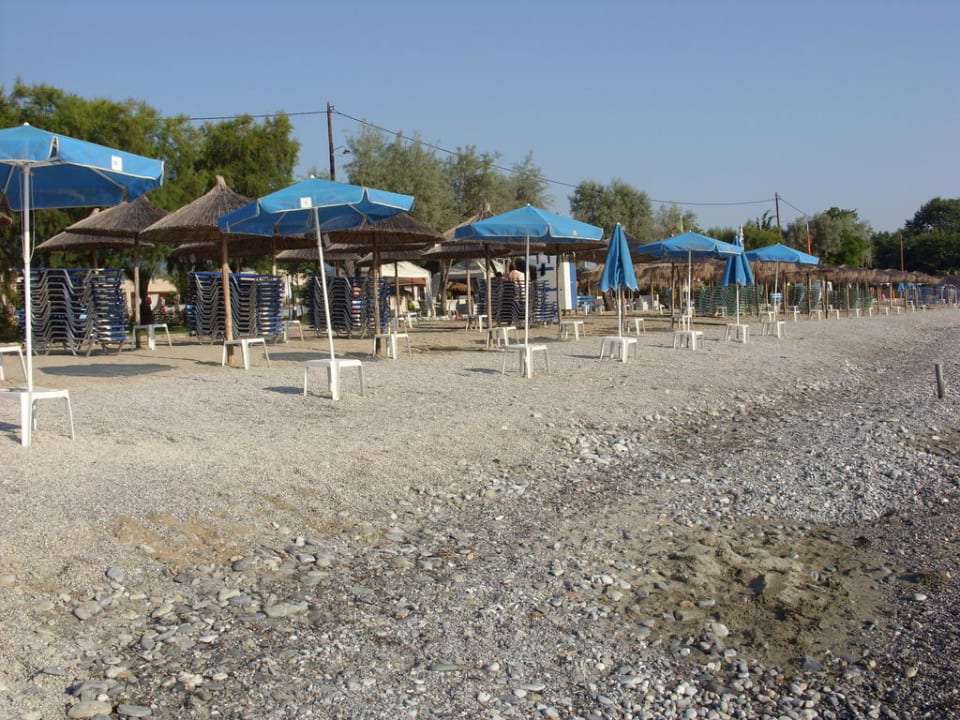 Stand sehr steinig alltoura Club Hotel Poseidon Palace