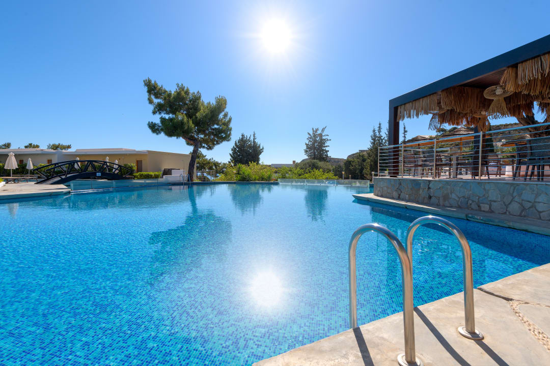 Außenansicht alltoura Club Hotel Porto Angeli Beach Resort