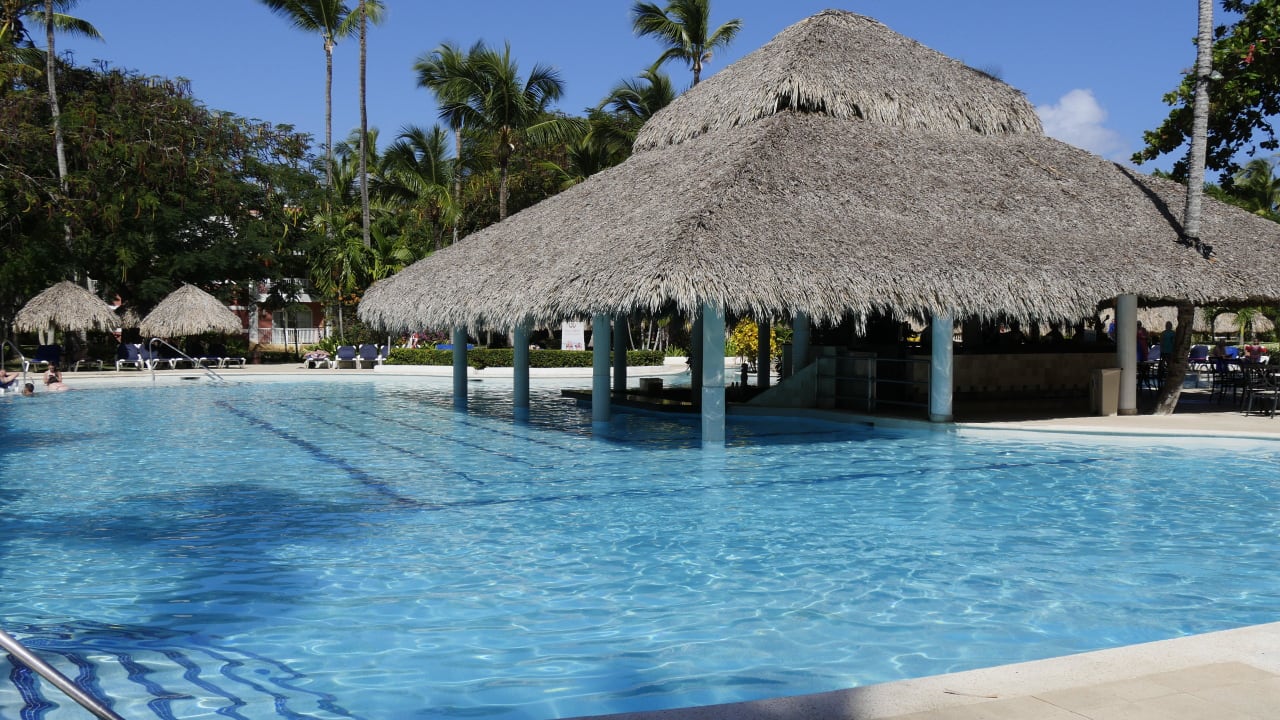 Poolbar Grand Palladium Select Bávaro Resort & Spa