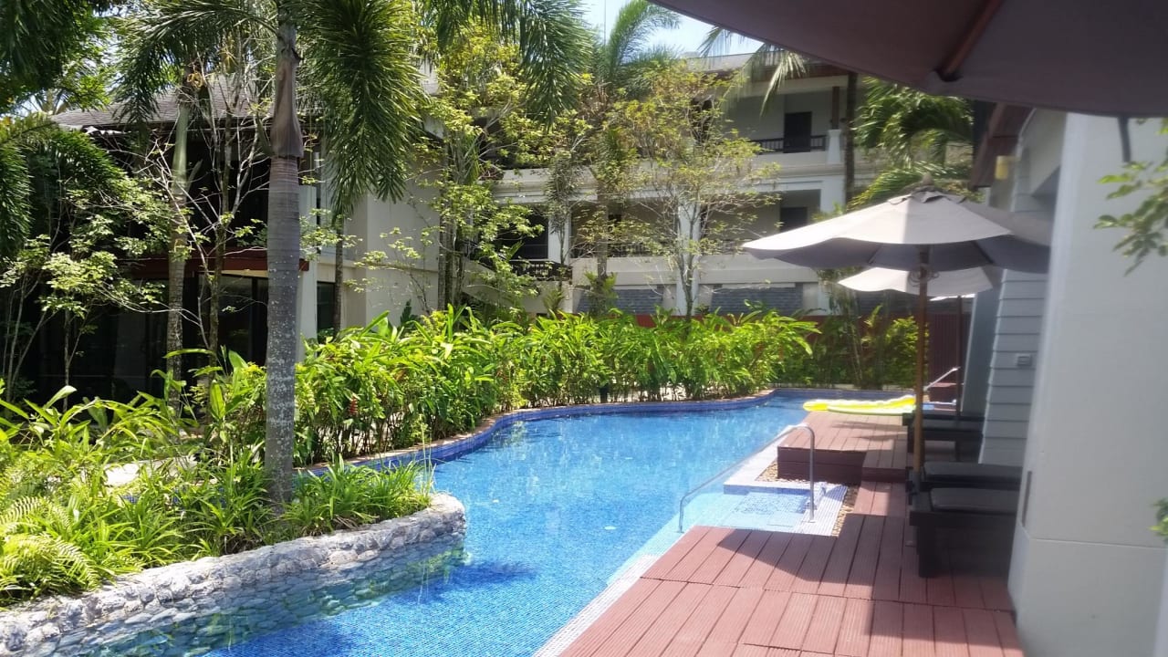 Pool am Zimmer La Flora Khao Lak