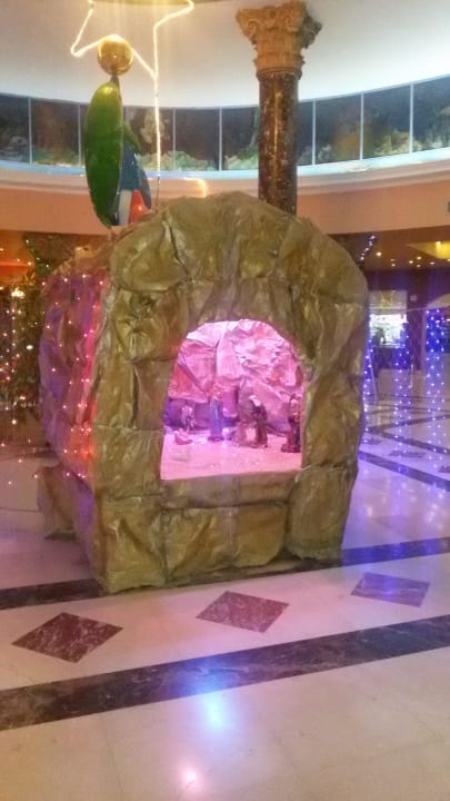 Szopka  Three Corners Happy Life Beach Resort