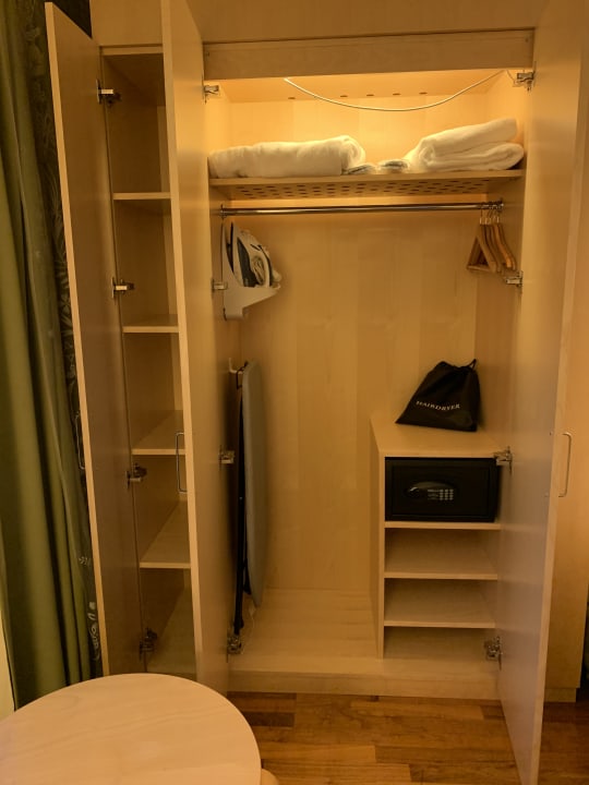 Zimmer Hilton Helsinki Airport