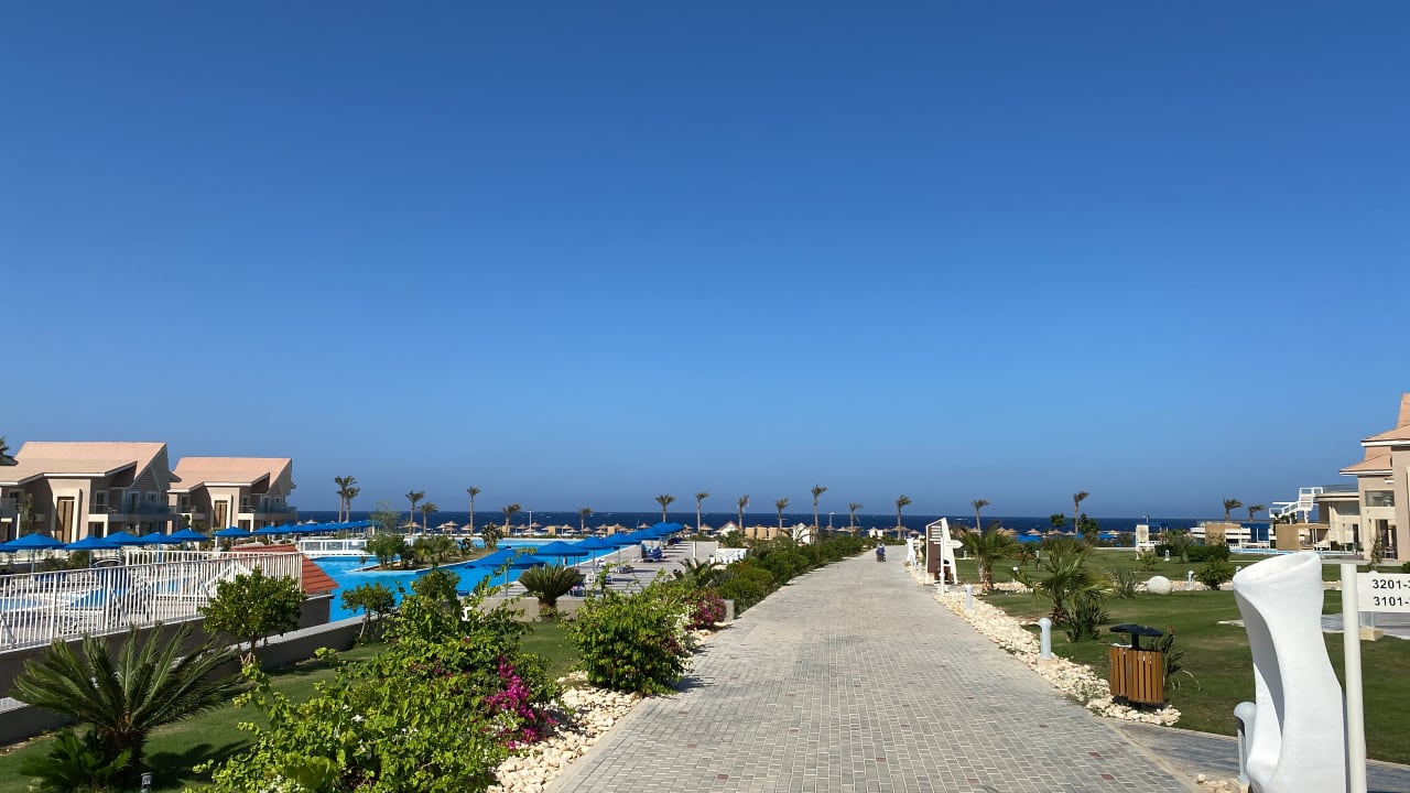 Außenansicht Pickalbatros Sea World Resort - Marsa Alam
