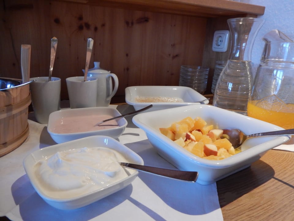 Frühstücks-Büffet Pension Alpenrose