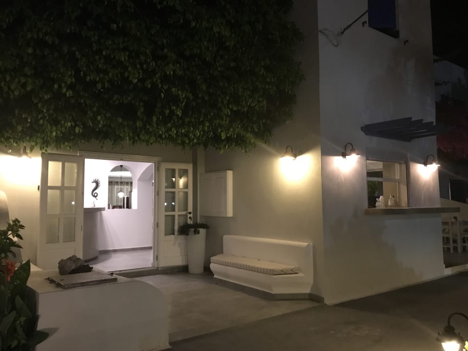 Lobby Hippocampus Hotel