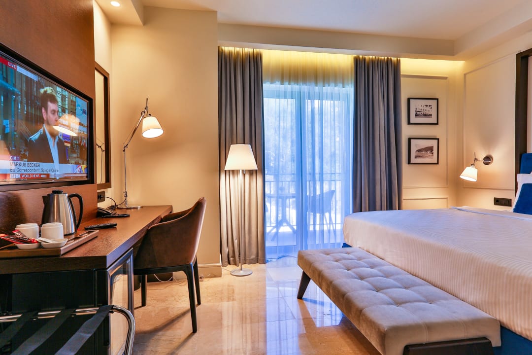 Zimmer Hotel California by Aycon