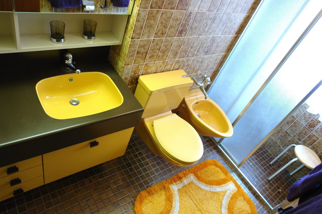 Bath room2 3.5 room apartment  Myzermatt holiday apartments Monazit