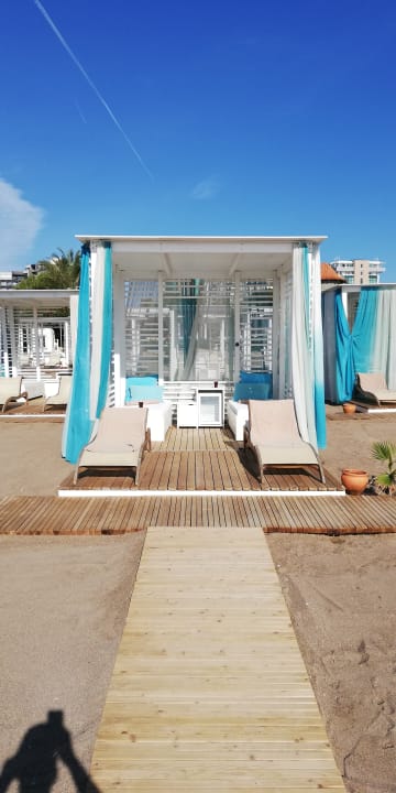 Strand Sherwood Exclusive Lara