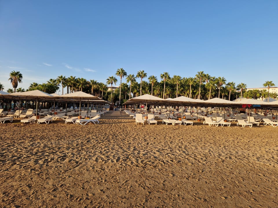 Strand Miramare Queen Hotel