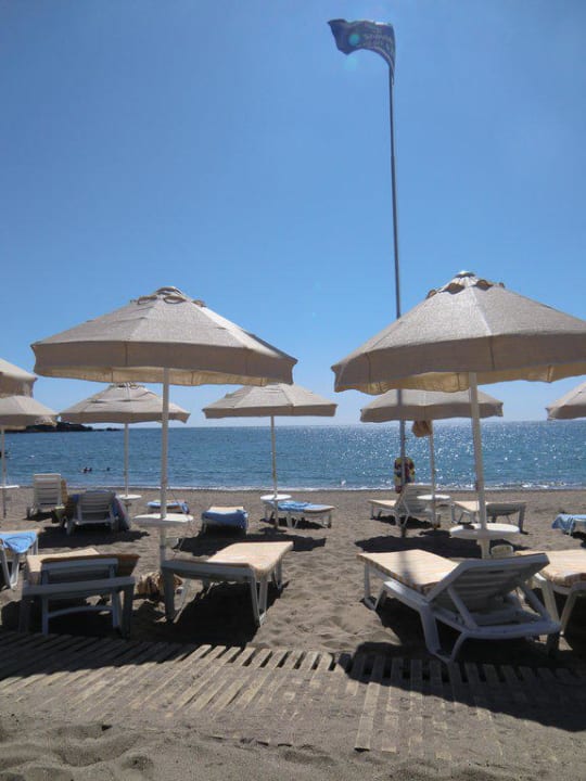 Liegen & Schirm Saphir Resort & Spa