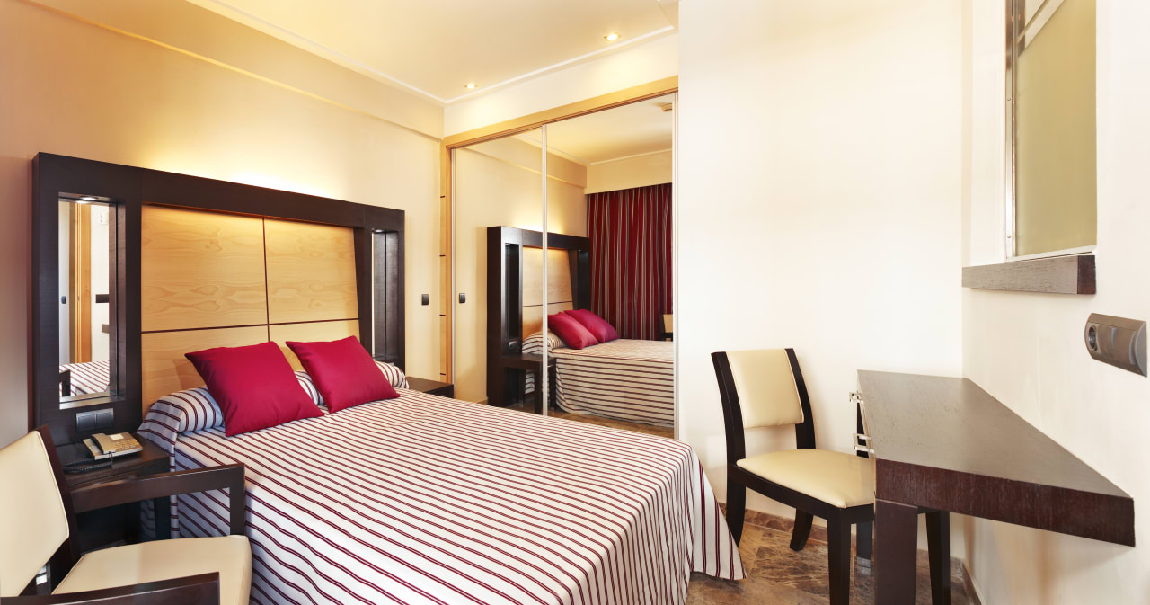 Zimmer MLL Mediterranean Bay - Adults only