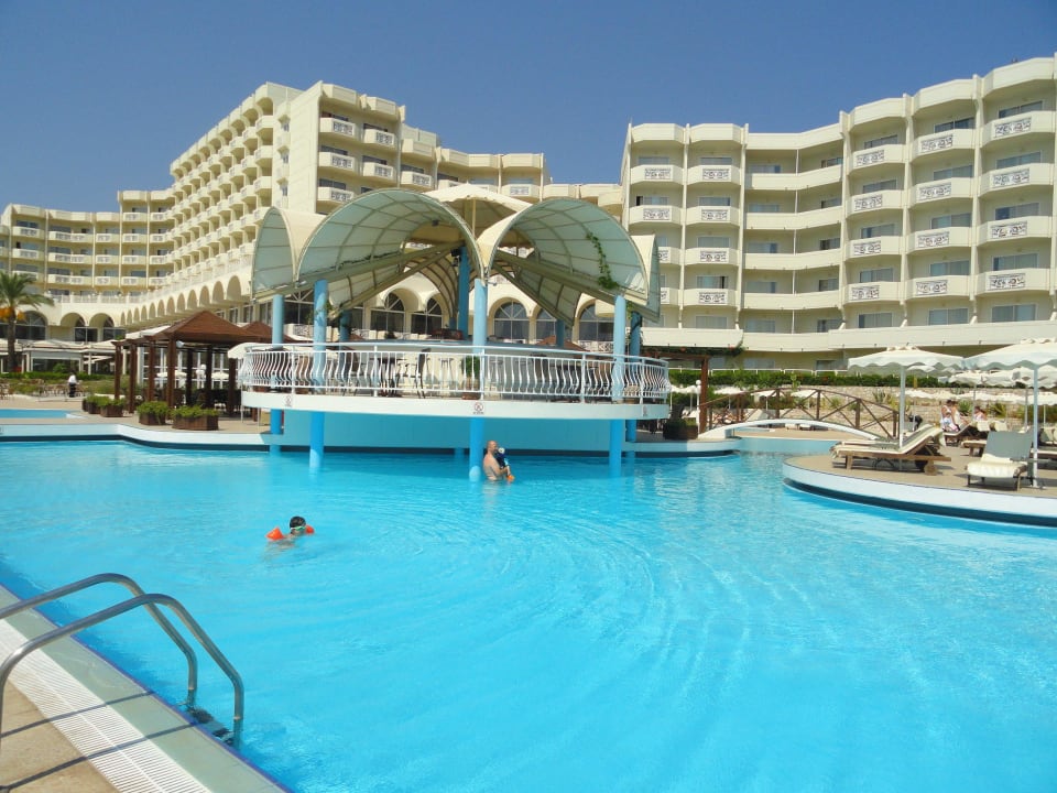 Pool bar Rodos Palladium Leisure & Wellness