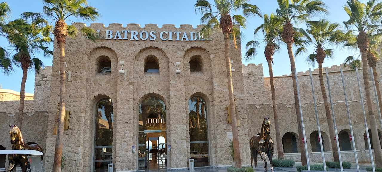 Außenansicht Pickalbatros Citadel Resort