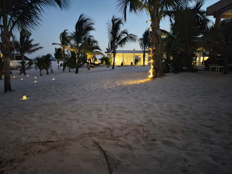 Strand The Mora Zanzibar