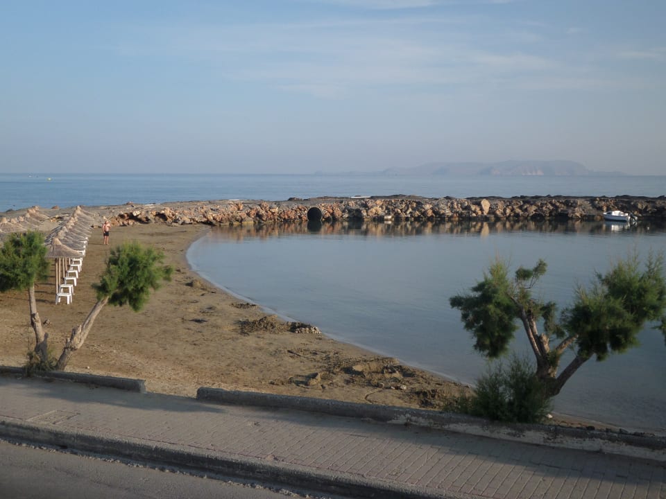 Strand Hotel Aphrodite Beach Club