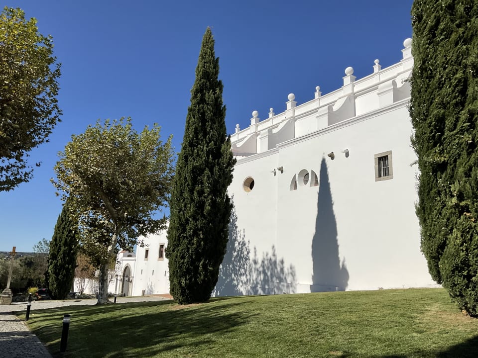 Außenansicht Convento do Espinheiro Hotel & Spa