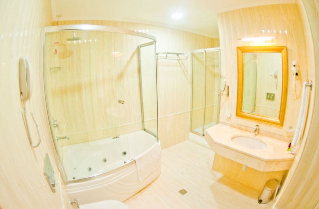 Bathroom Hotel Ariva