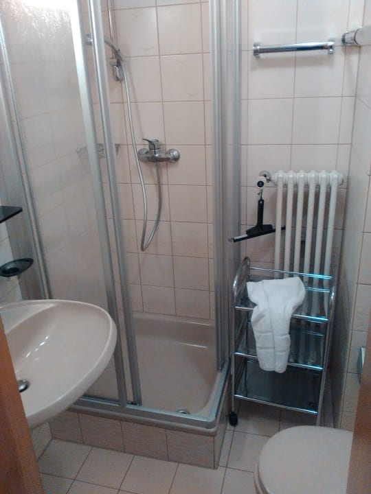 Zimmer Landgasthof und Ferienwohnungen Almenhof