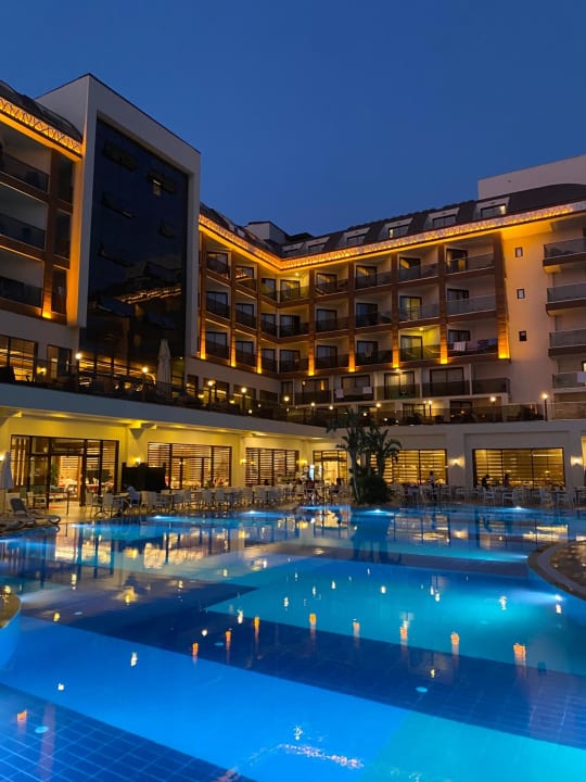 Außenansicht Glamour Resort & Spa