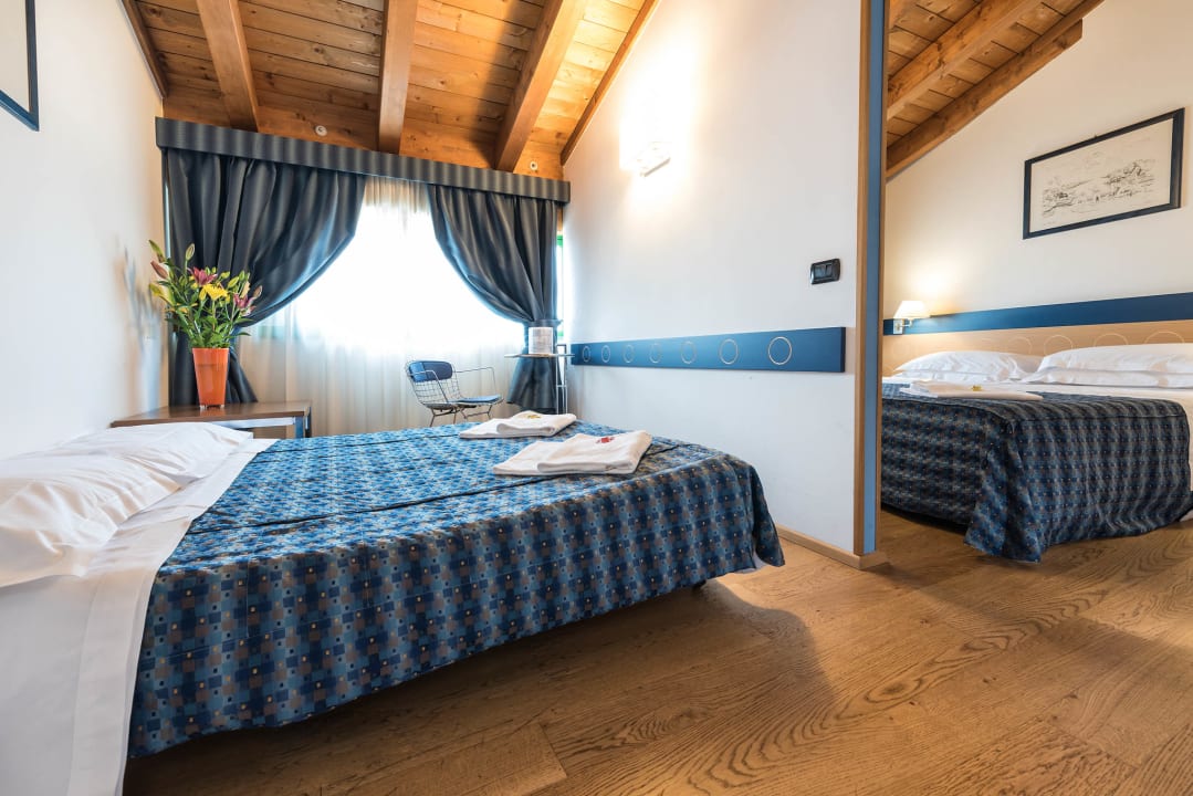 Zimmer West Point Airport Hotel