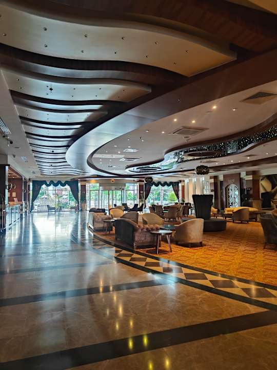 Lobby Dizalya Palm Garden