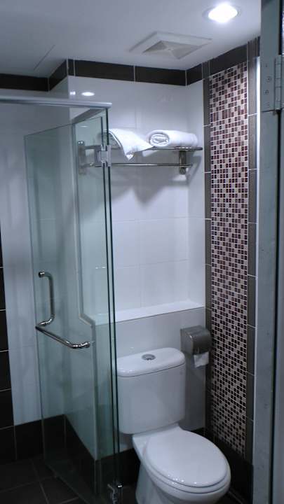 Bad mit na ihr wisst schon HIG  Hotel