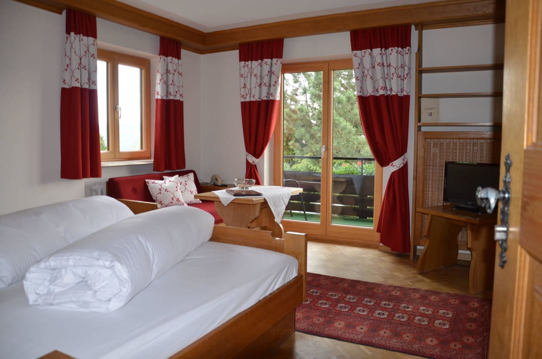 Doppelzimmer mit Balkon Pension Heim