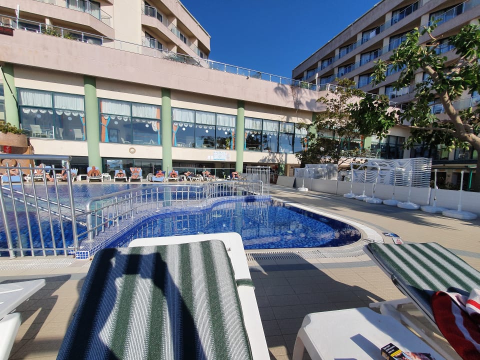 Pool Aska Hotel Just in Beach