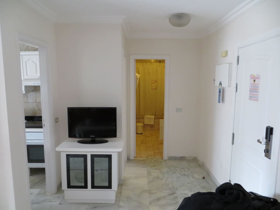 Eingangsbereich des Zimmers Apartamentos Casablanca