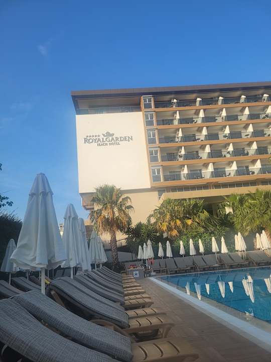 Pool Hotel Royal Garden Beach