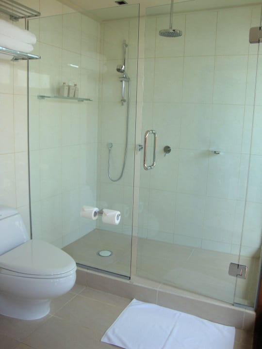 Jacuzzi Water Villa 164 Veligandu Maldives Resort Island