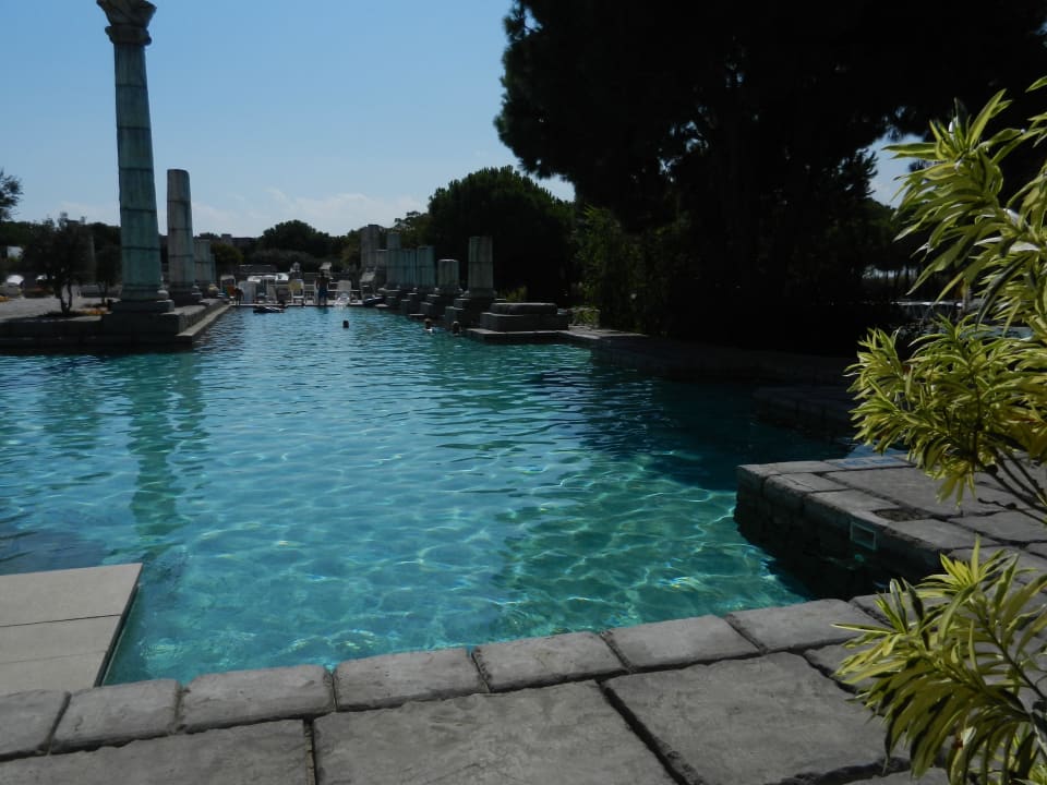 Xanadu  Xanadu Resort Hotel